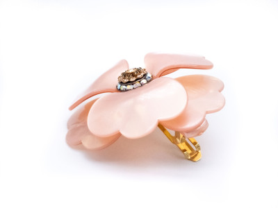 Заколка пион